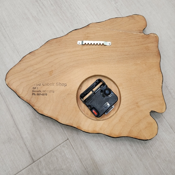 Small clock - Picture 3 of 6